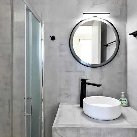 Eliza With A Swimming Pool And Sea View In The Area Of Otzia, On The Island Of Kea